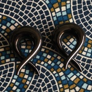 0g Hematite Hanging Ear Jewelry